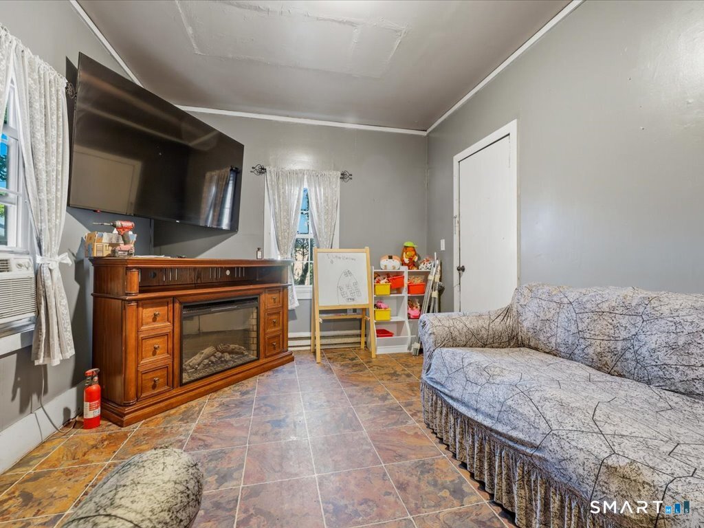 57 Wilkinson Street Putnam CT 06260