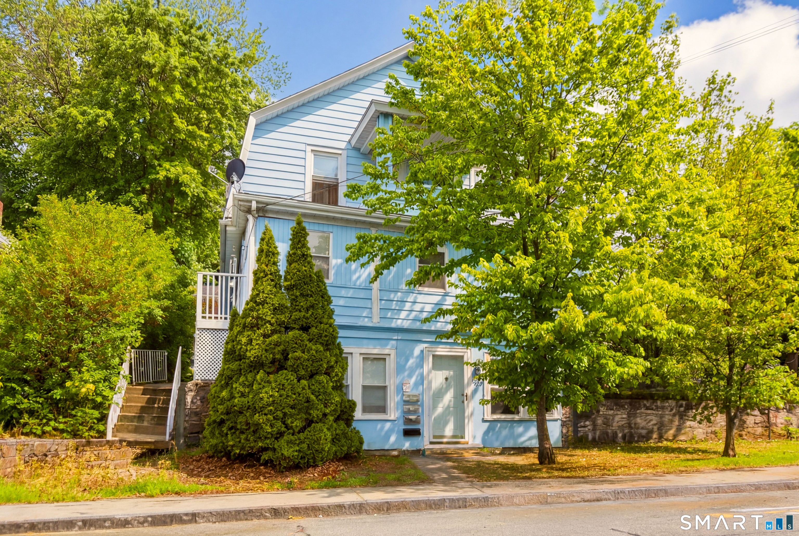 182 Vauxhall Street New London CT 06320