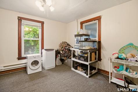 182 Vauxhall Street New London CT 06320