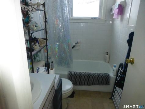 104 Mount Pleasant Street Norwich CT 06360