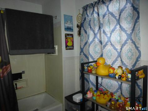 104 Mount Pleasant Street Norwich CT 06360