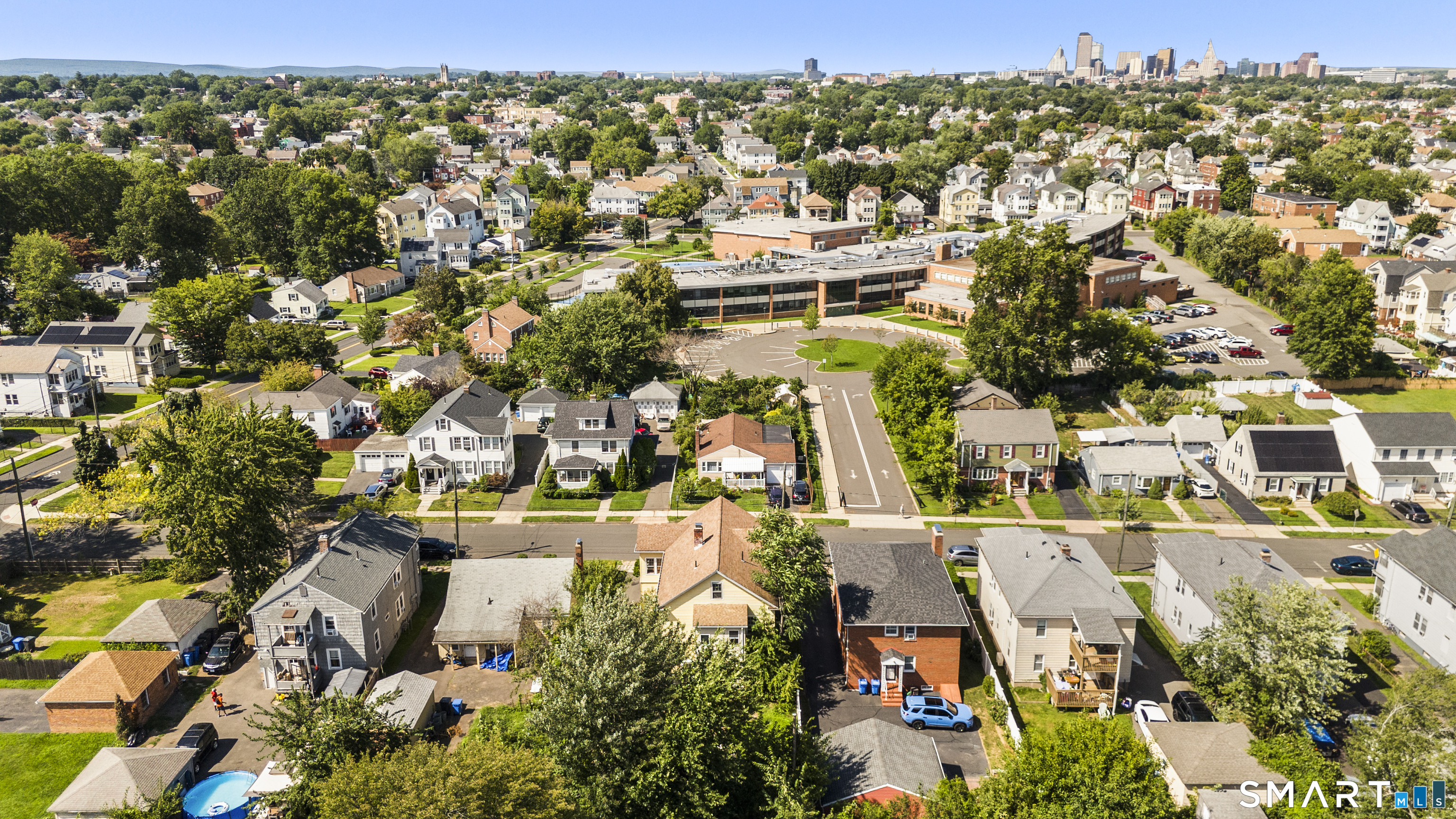 95-97 Cowles Street Hartford CT 06114