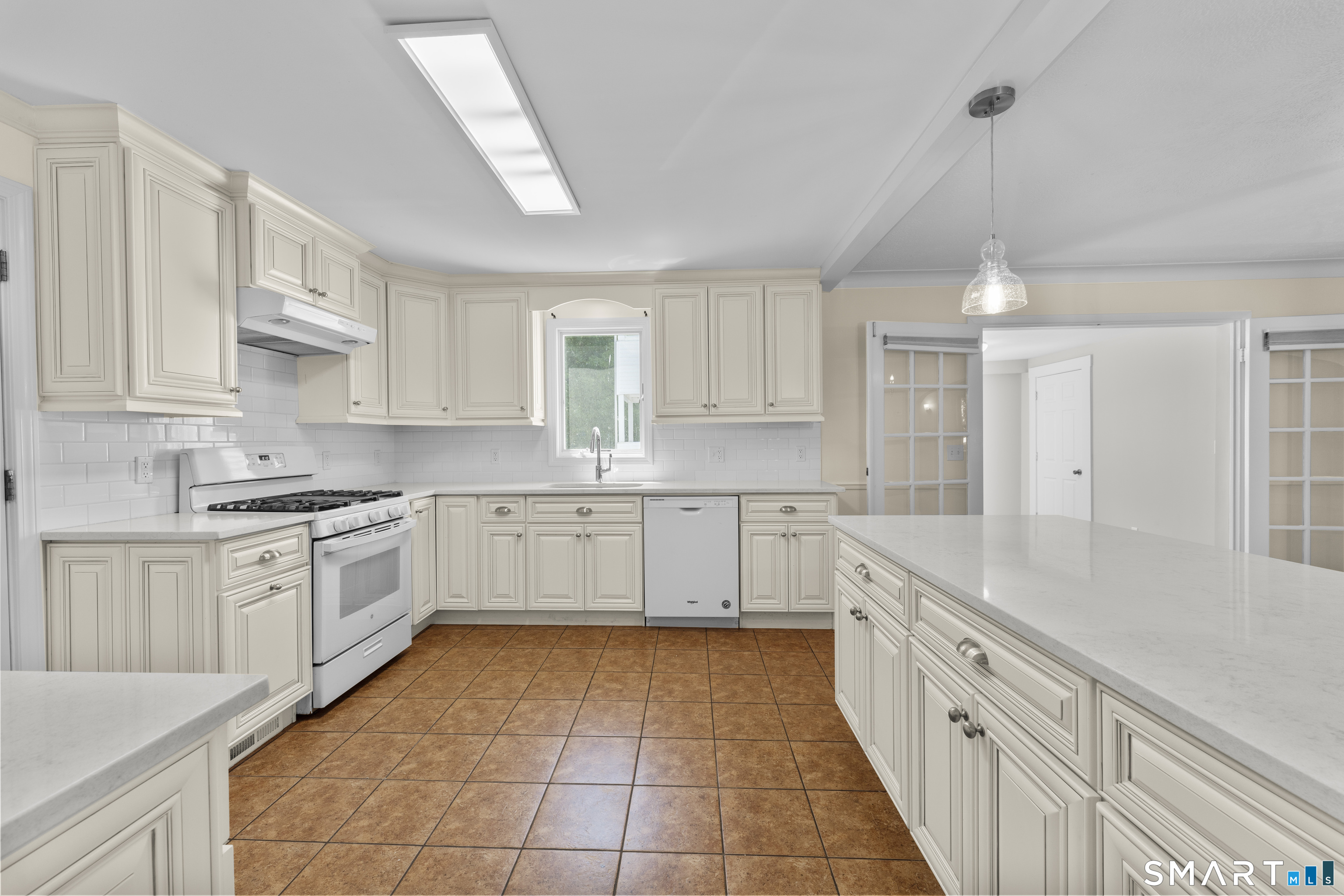 39-41 Grasso Terrace Bridgeport CT 06604