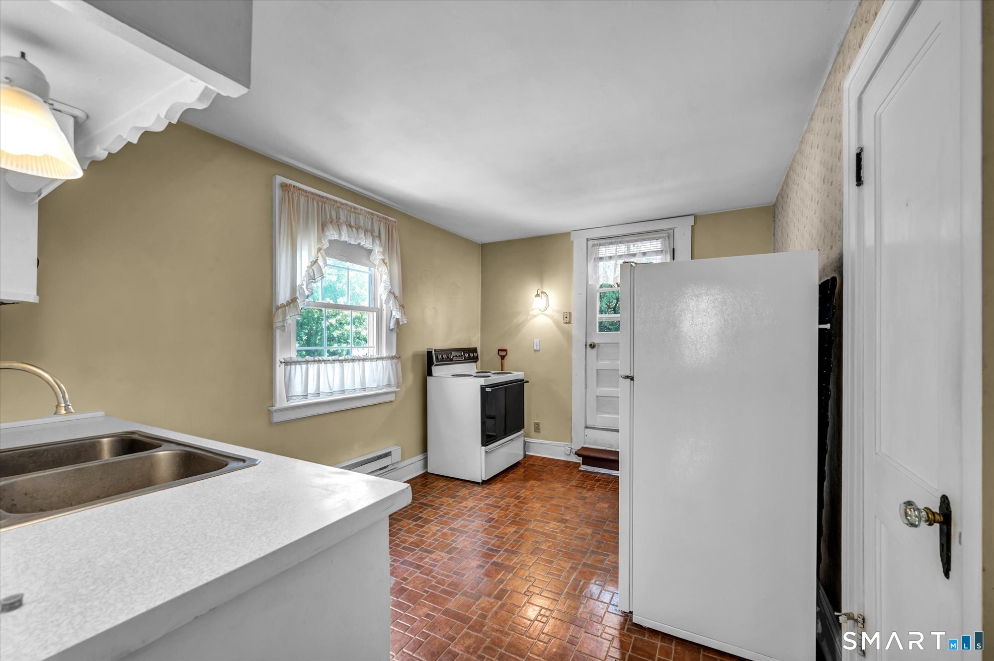 22 West Street Cromwell CT 06416