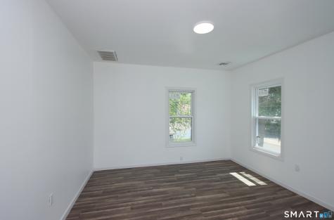15 Walnut Street West Haven CT 06516