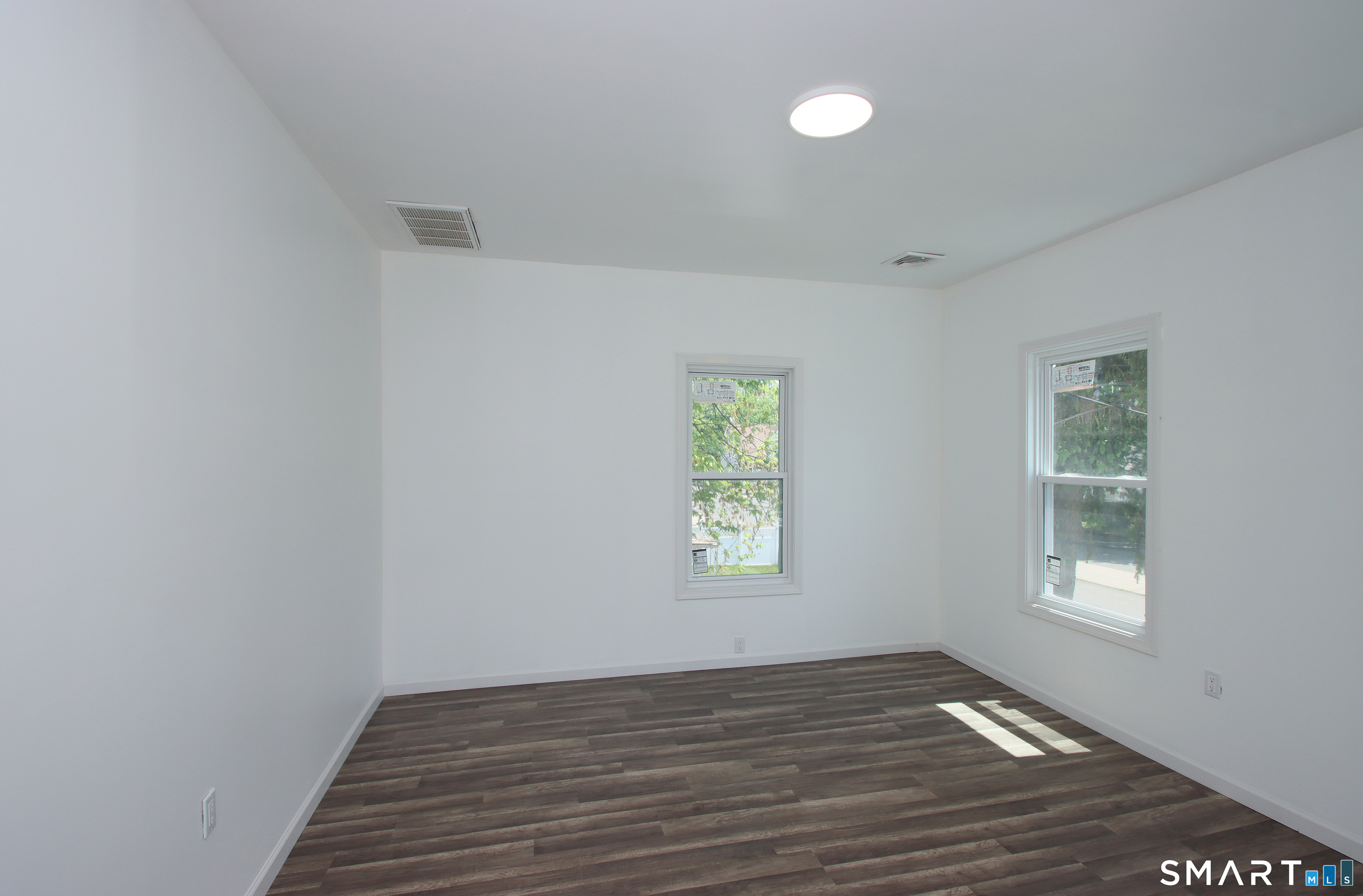 15 Walnut Street West Haven CT 06516