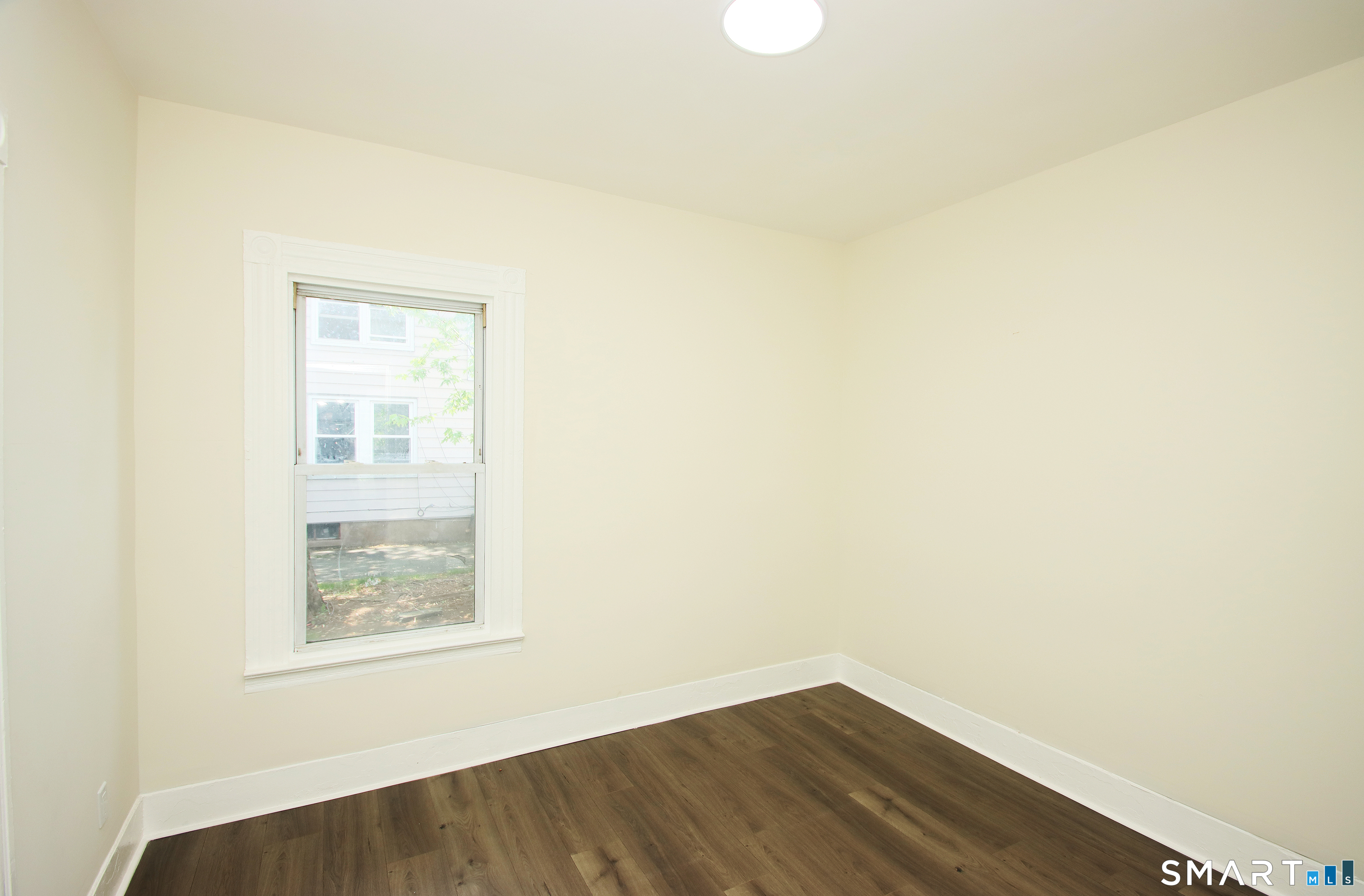 15 Walnut Street West Haven CT 06516