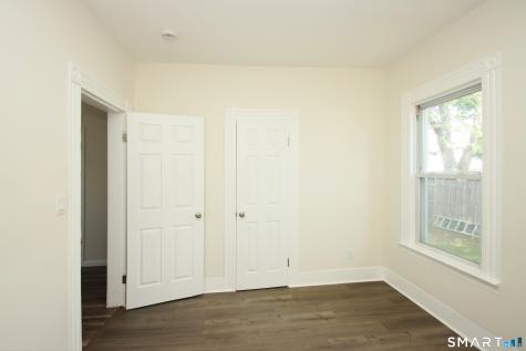 15 Walnut Street West Haven CT 06516