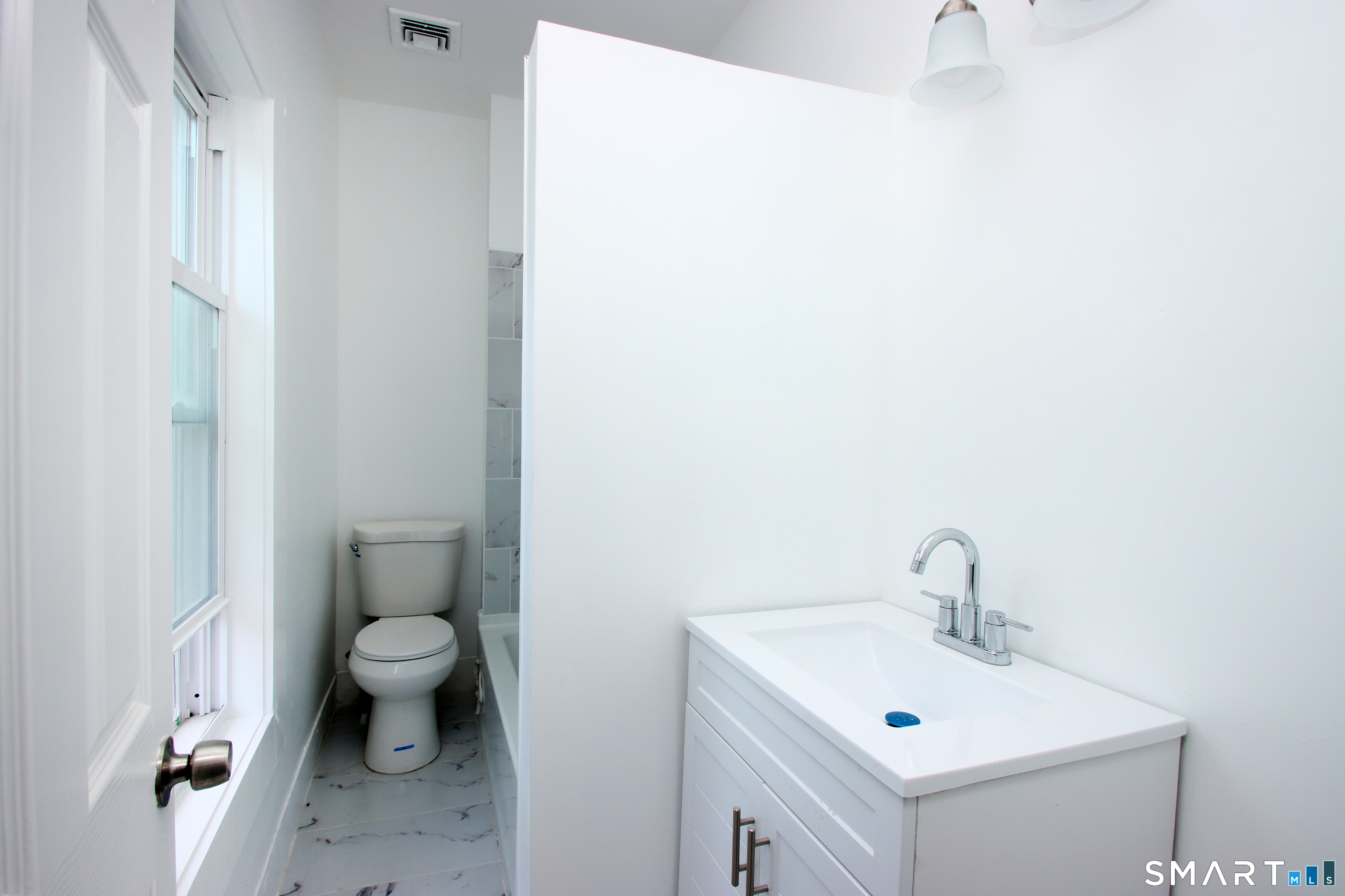 15 Walnut Street West Haven CT 06516