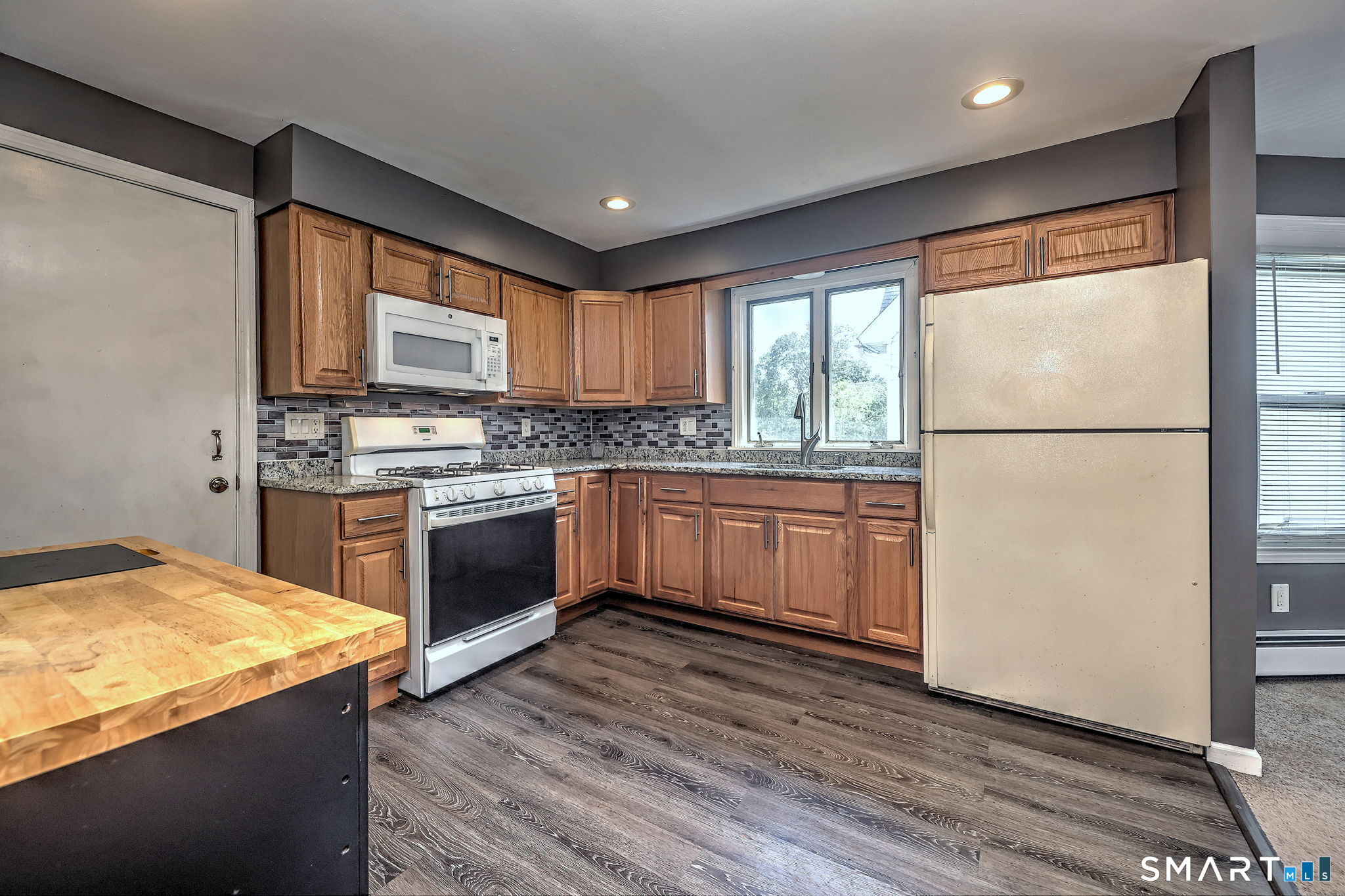 433 Third Avenue West Haven CT 06516