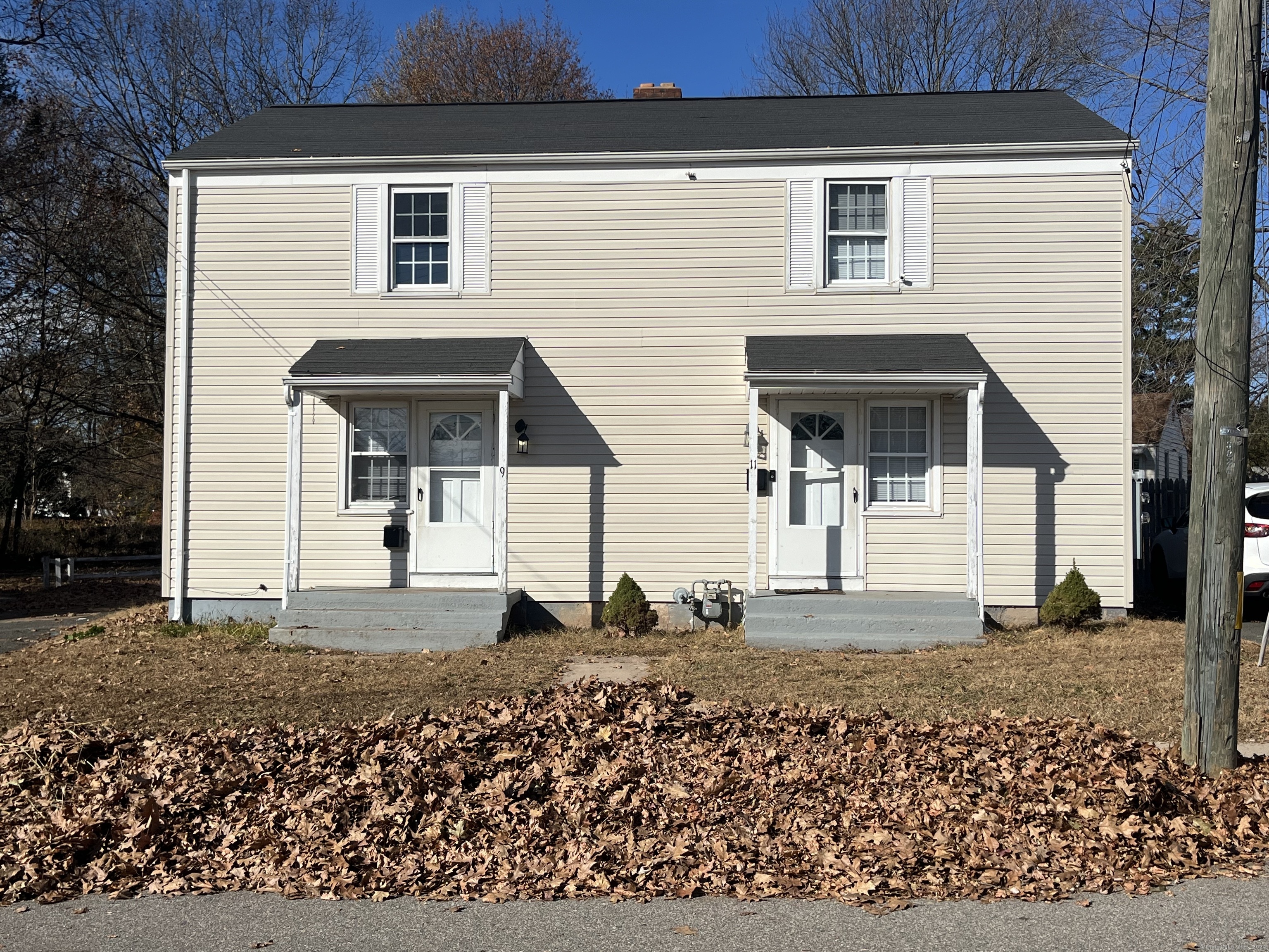 9 Seaman Circle Manchester CT 06040