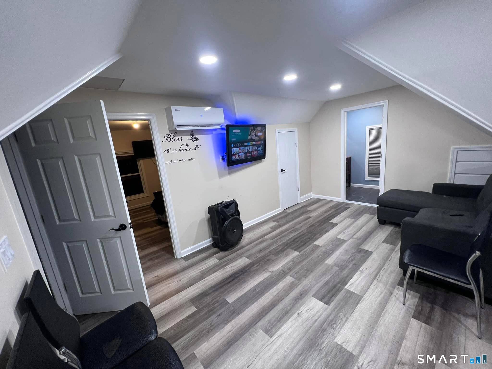 163 Ward Street Naugatuck CT 06770