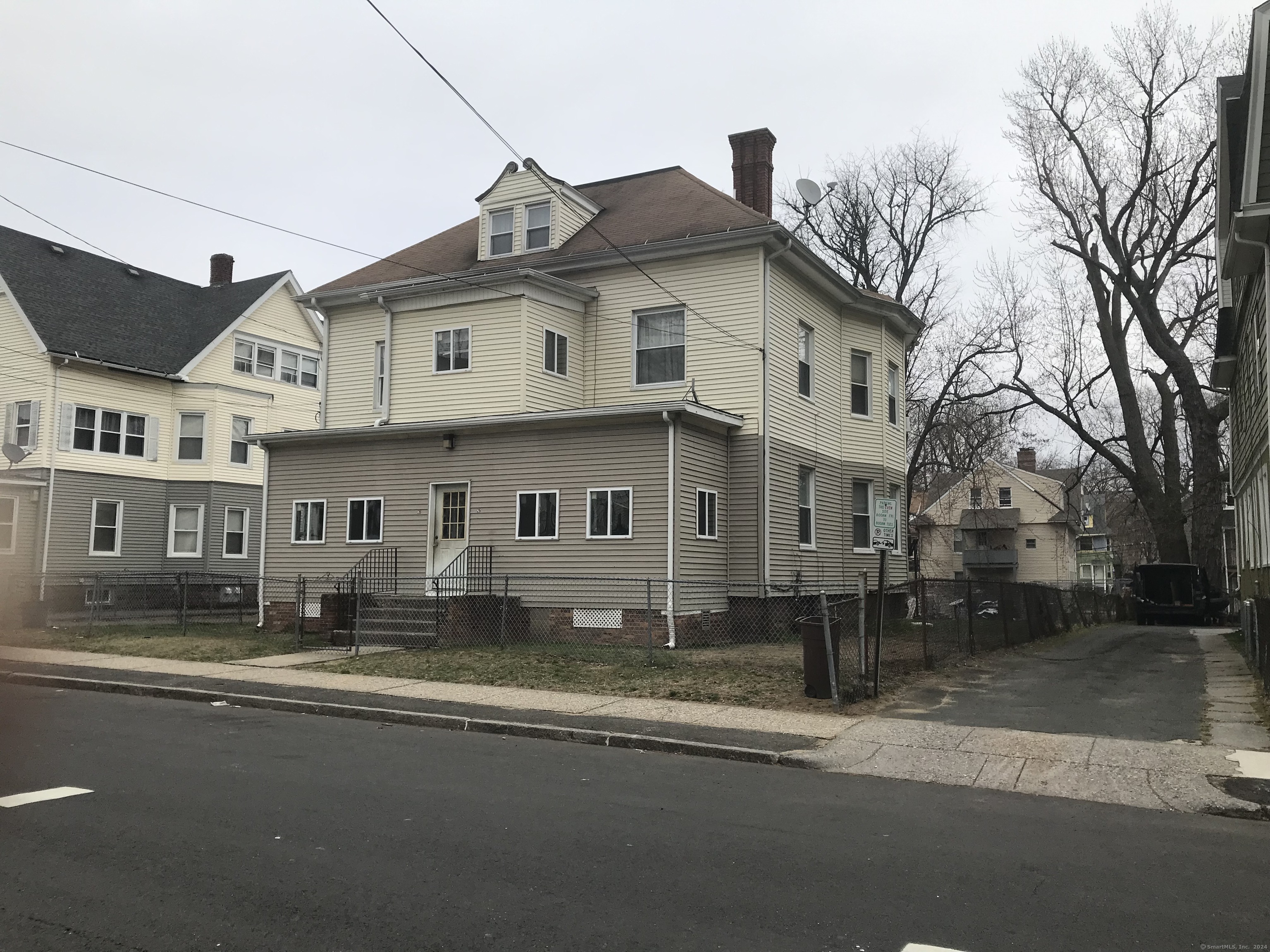 26-28 Lenox Street Hartford CT 06112