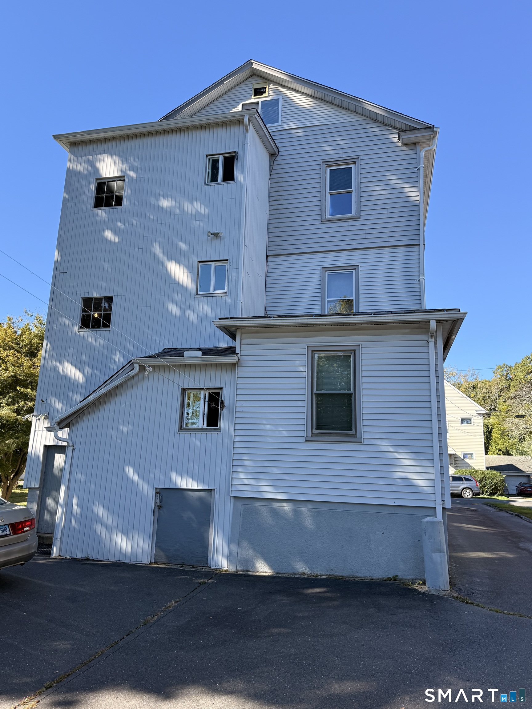 85 Derby Street New Britain CT 06053