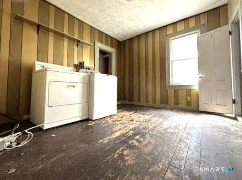 49 Locke Street Ansonia CT 06401
