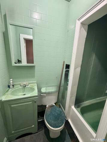 60-62 Hazel Street Hartford CT 06106