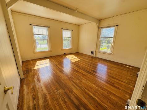9 Providence Street Putnam CT 06260