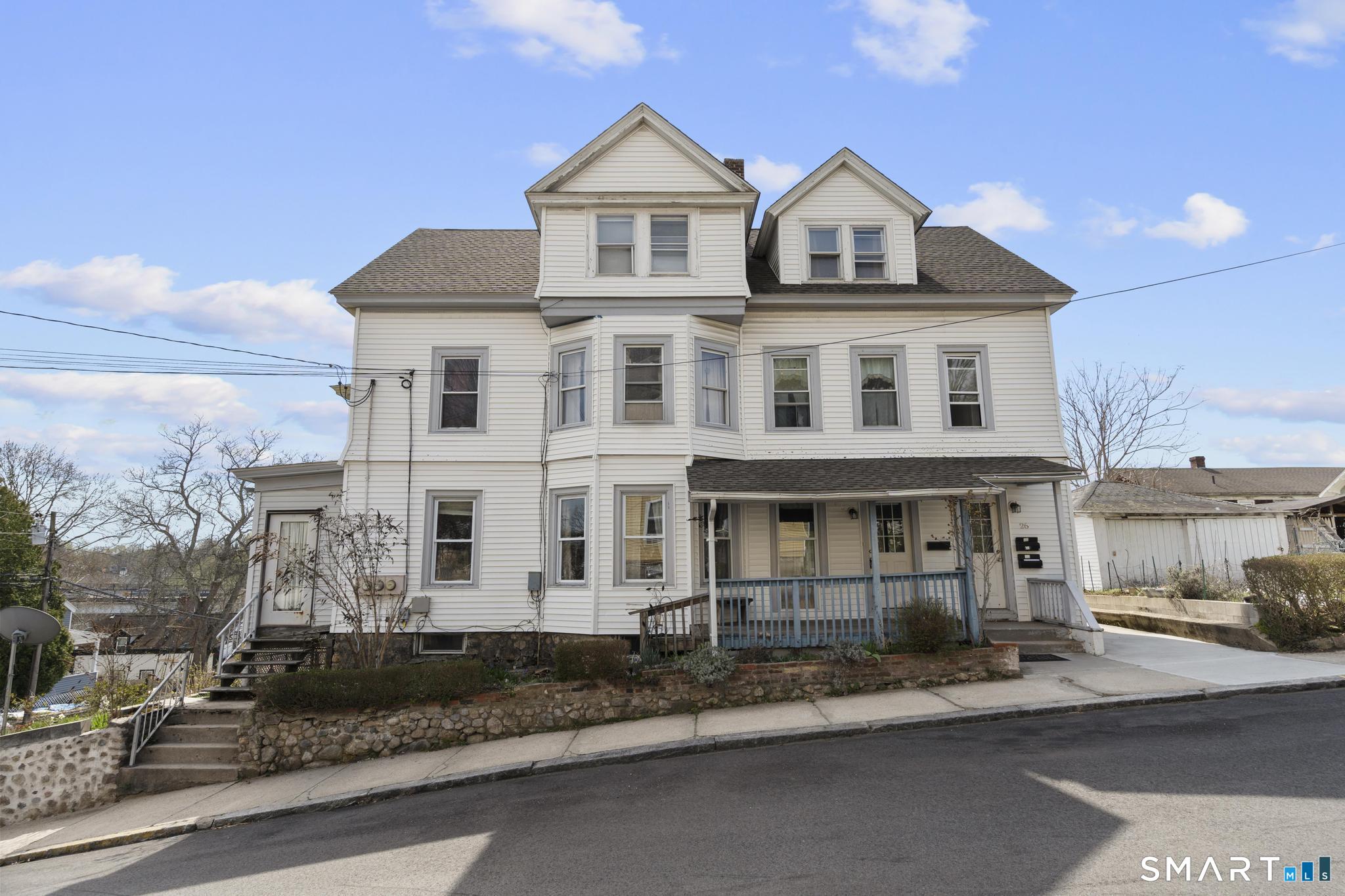 26 Rosemary Street New London CT 06320