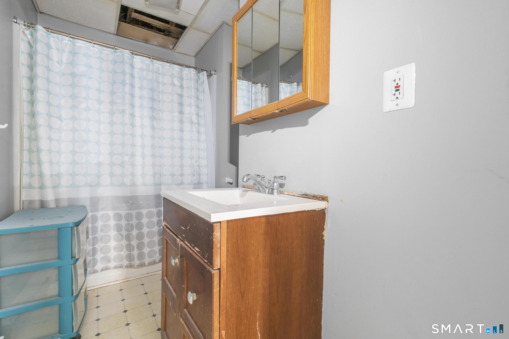 26 Rosemary Street New London CT 06320