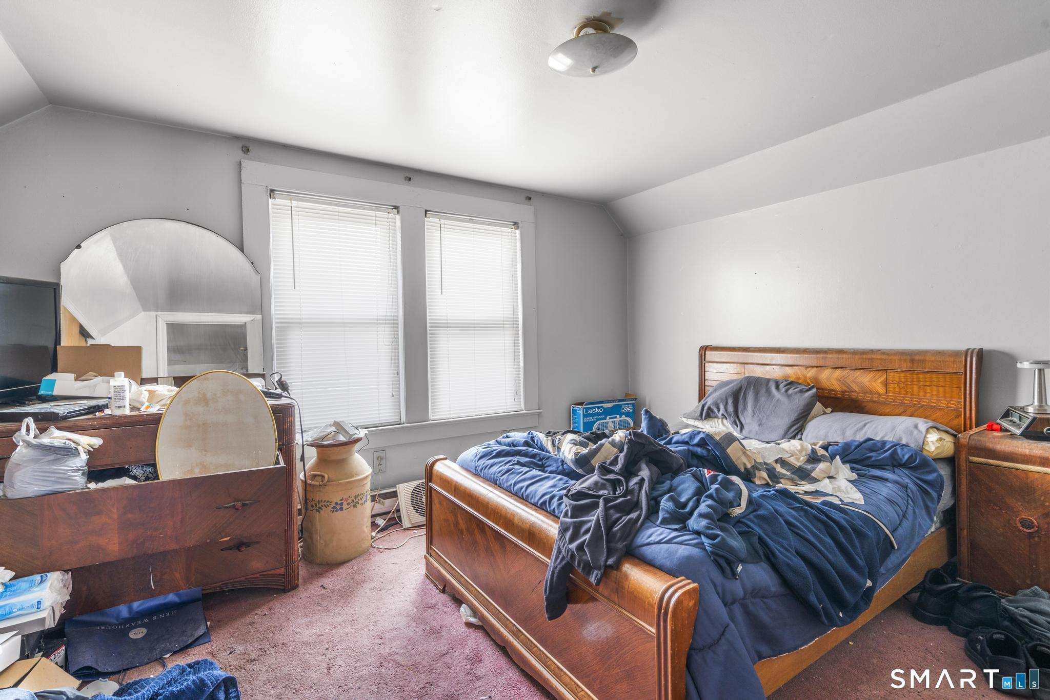 26 Rosemary Street New London CT 06320