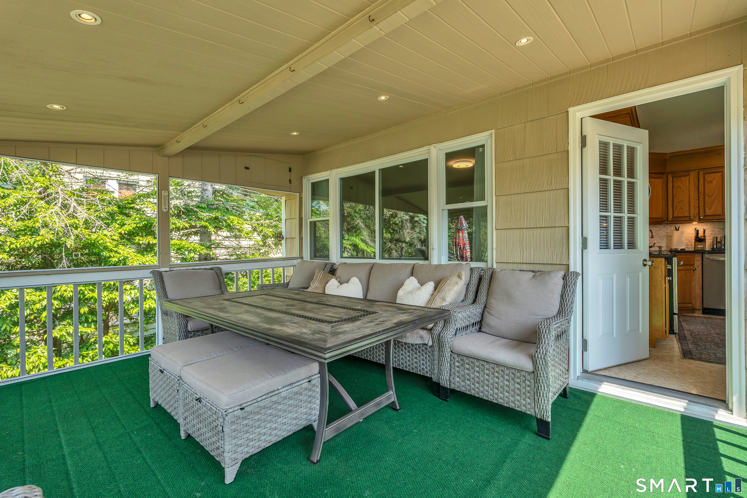 162 Hawthorne Avenue Derby CT 06418