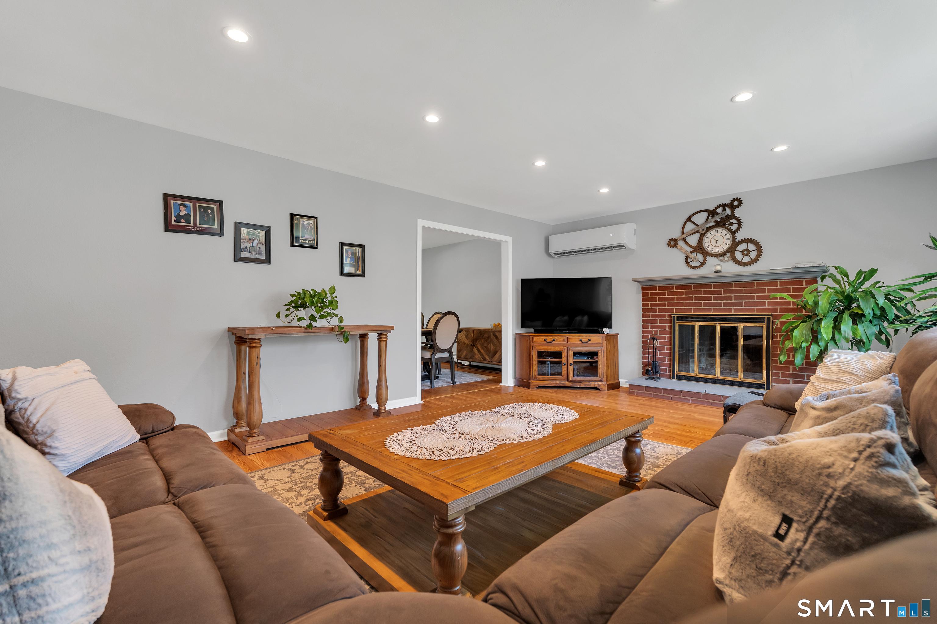 162 Hawthorne Avenue Derby CT 06418