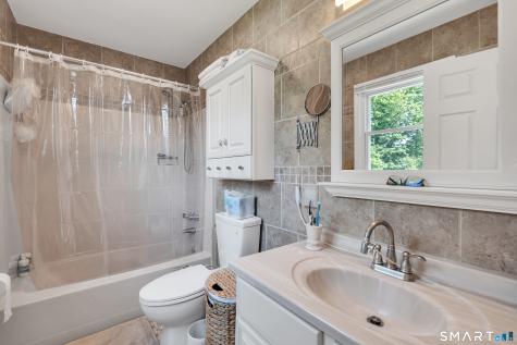 162 Hawthorne Avenue Derby CT 06418