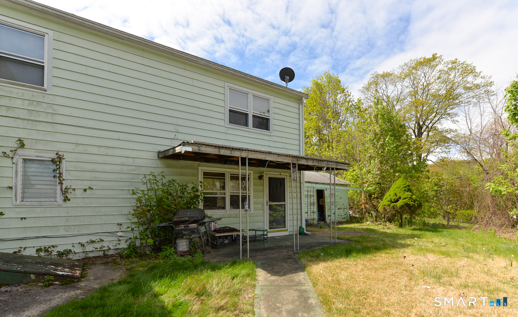 22 Church Street Seymour CT 06483