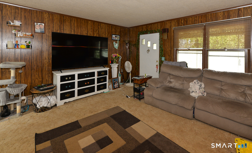 22 Church Street Seymour CT 06483