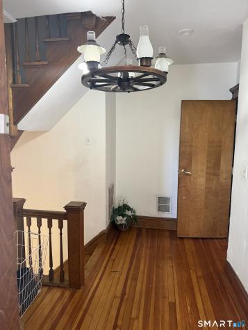 95 Ashley Street Bridgeport CT 06610