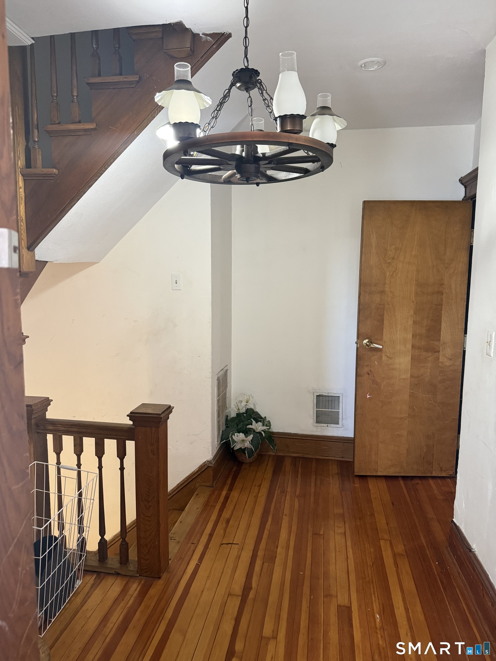 95 Ashley Street Bridgeport CT 06610