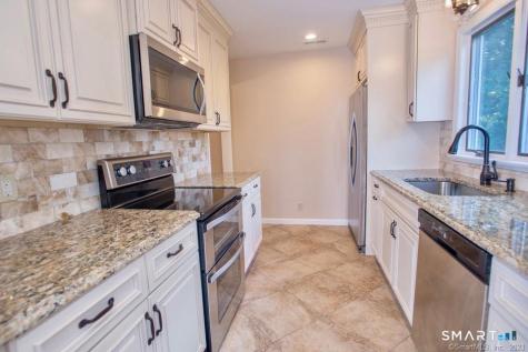 164 New Norwalk Road New Canaan CT 06840