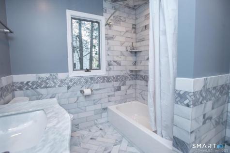 164 New Norwalk Road New Canaan CT 06840