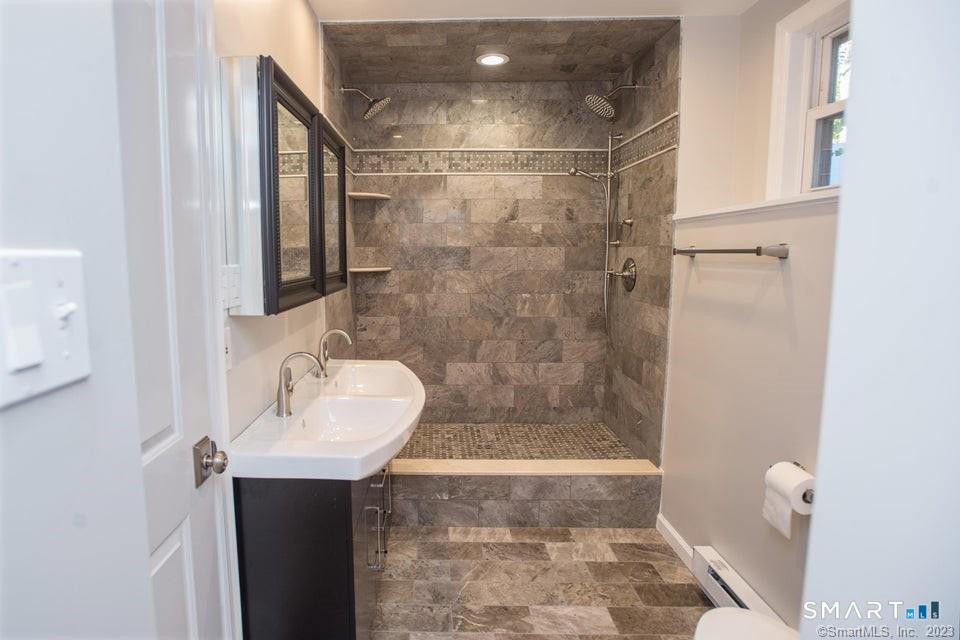 164 New Norwalk Road New Canaan CT 06840