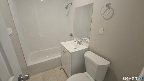 414-416 Pearl Harbor Street Bridgeport CT 06610