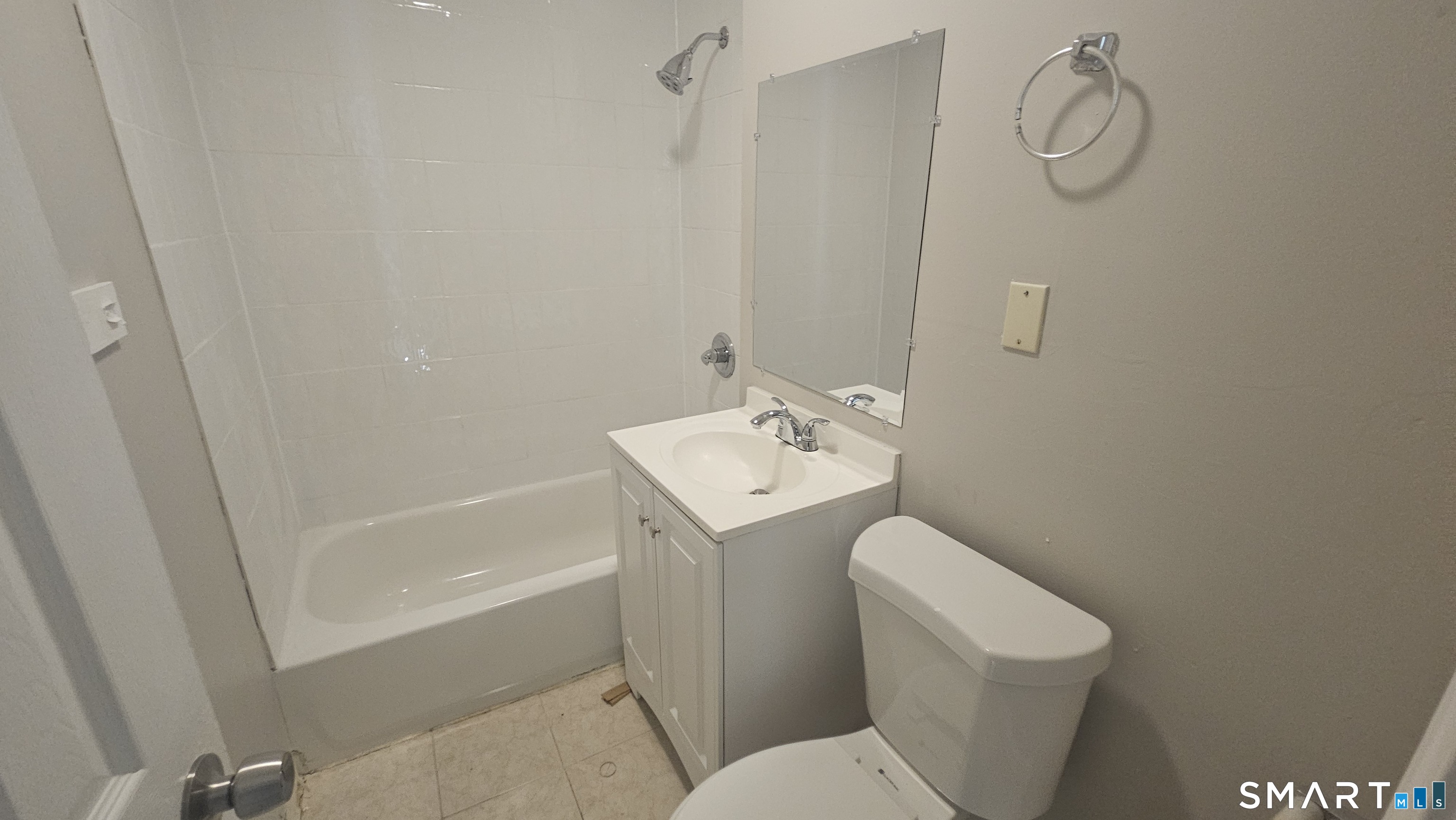 414-416 Pearl Harbor Street Bridgeport CT 06610