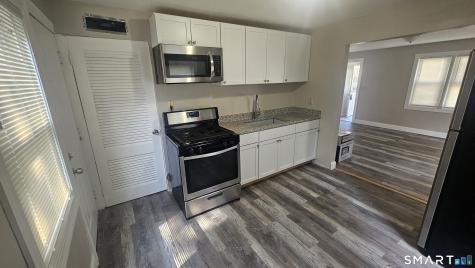 414-416 Pearl Harbor Street Bridgeport CT 06610