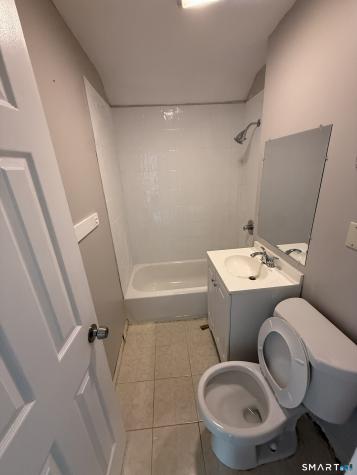 414-416 Pearl Harbor Street Bridgeport CT 06610