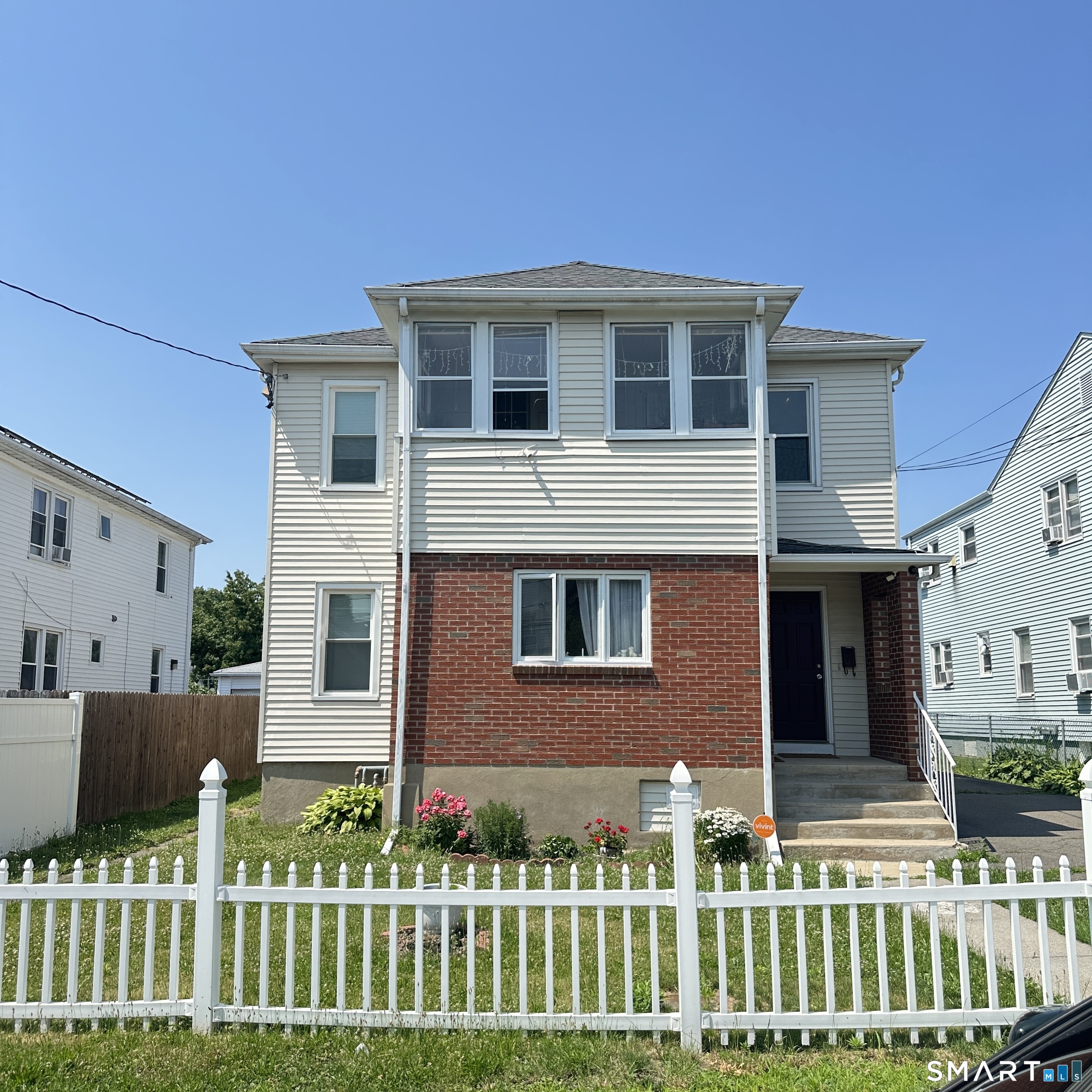 44-46 Eaton Street Hartford CT 06114
