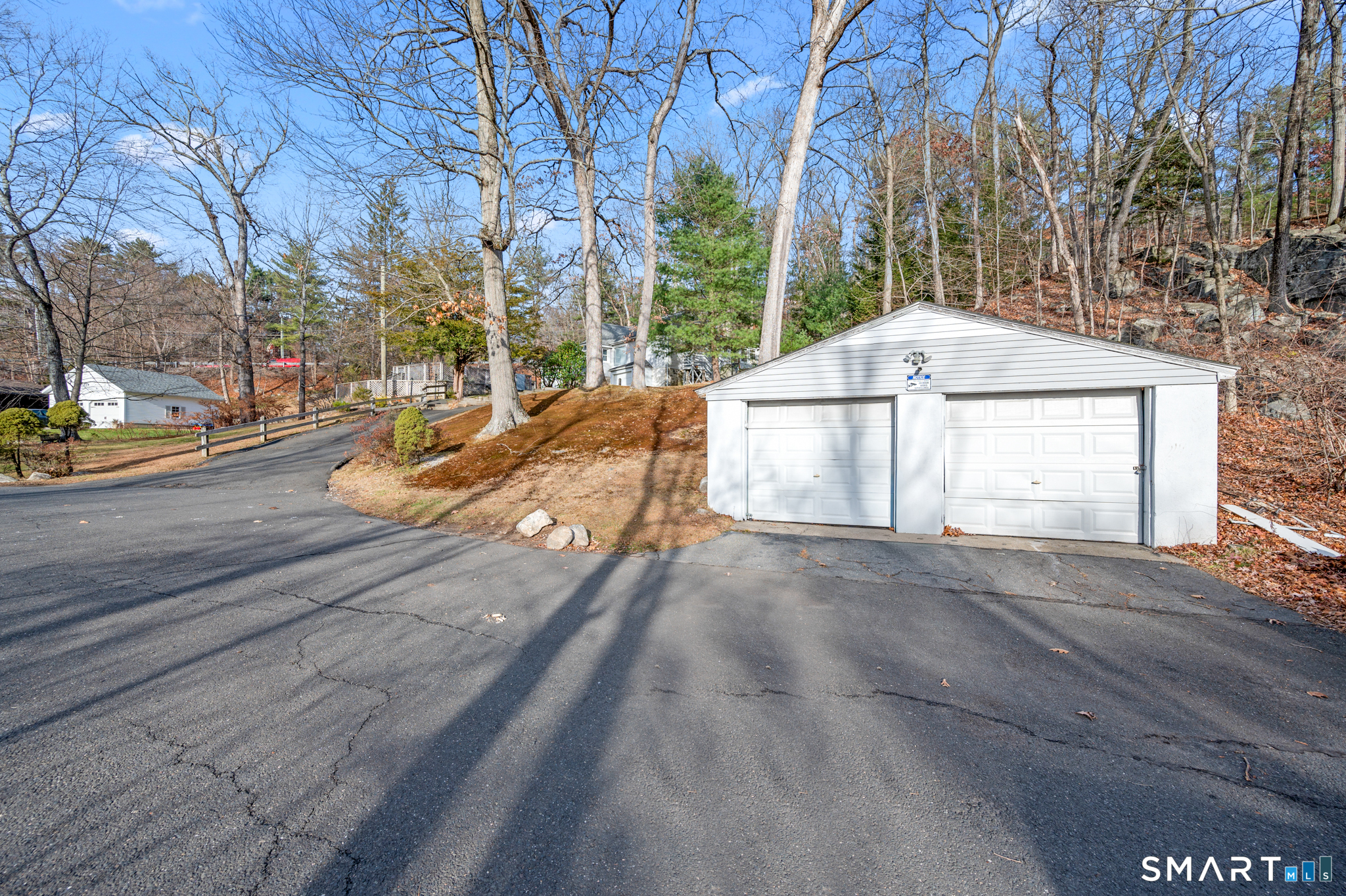 10 Old Waterbury Road Middlebury CT 06762