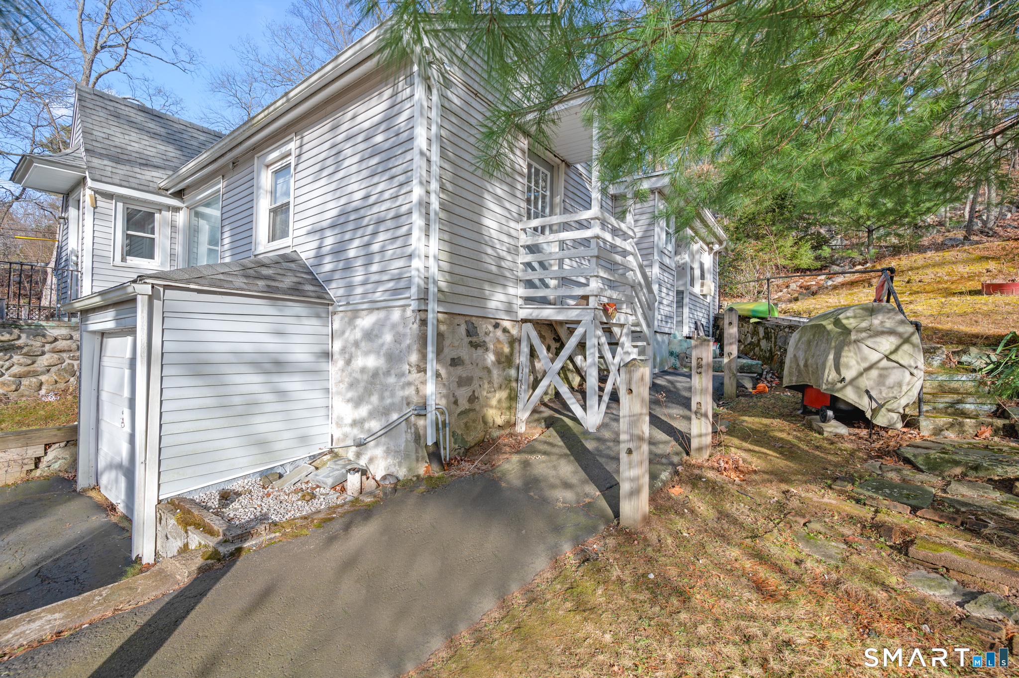 10 Old Waterbury Road Middlebury CT 06762