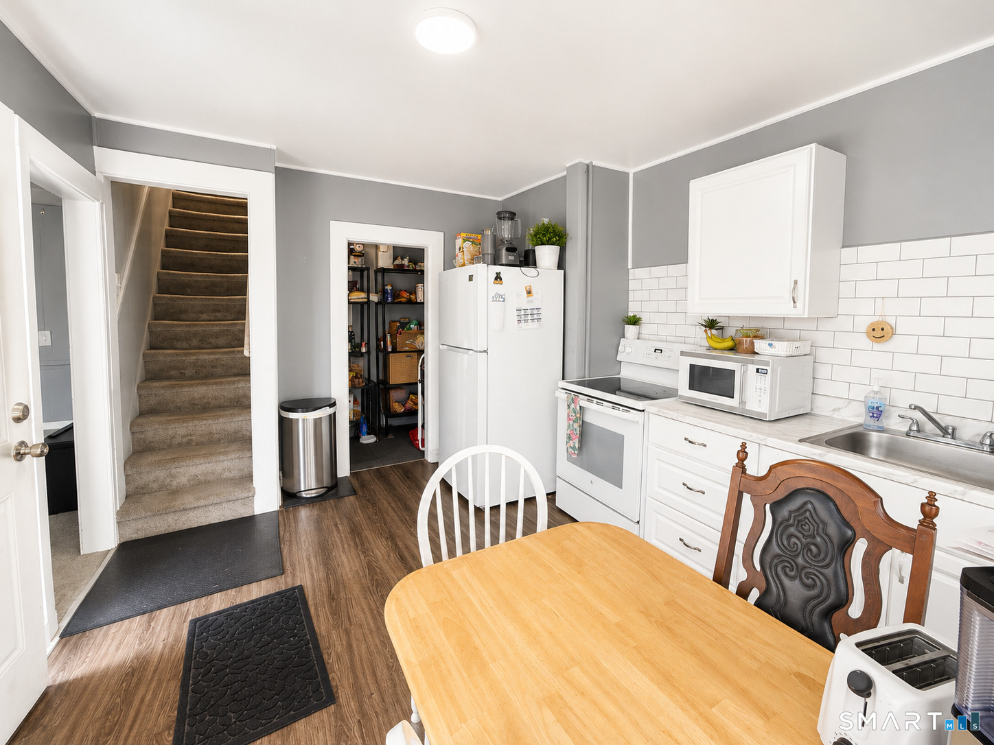 14 Asnuntuck Street Enfield CT 06082