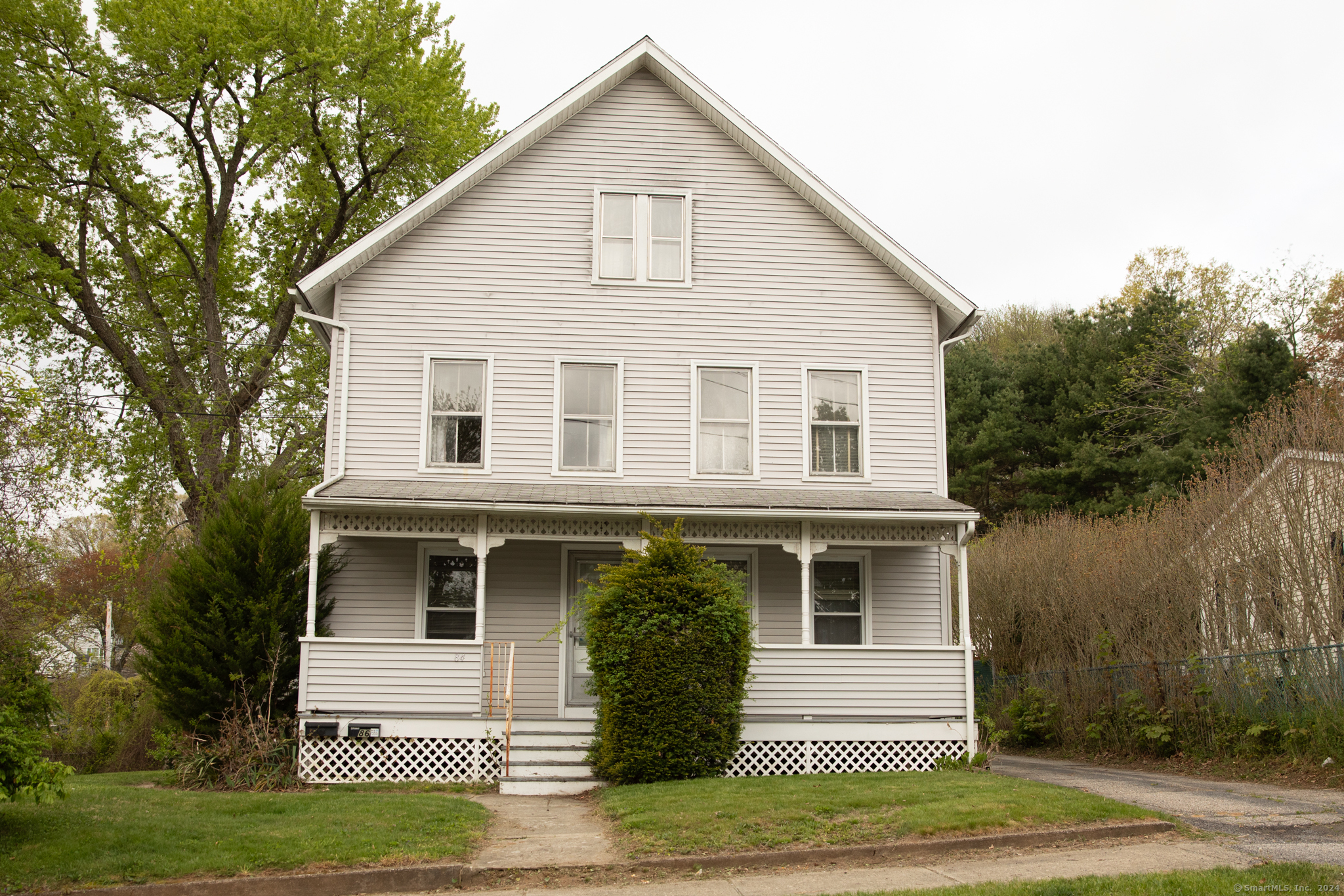 84 Oak Avenue Shelton CT 06484