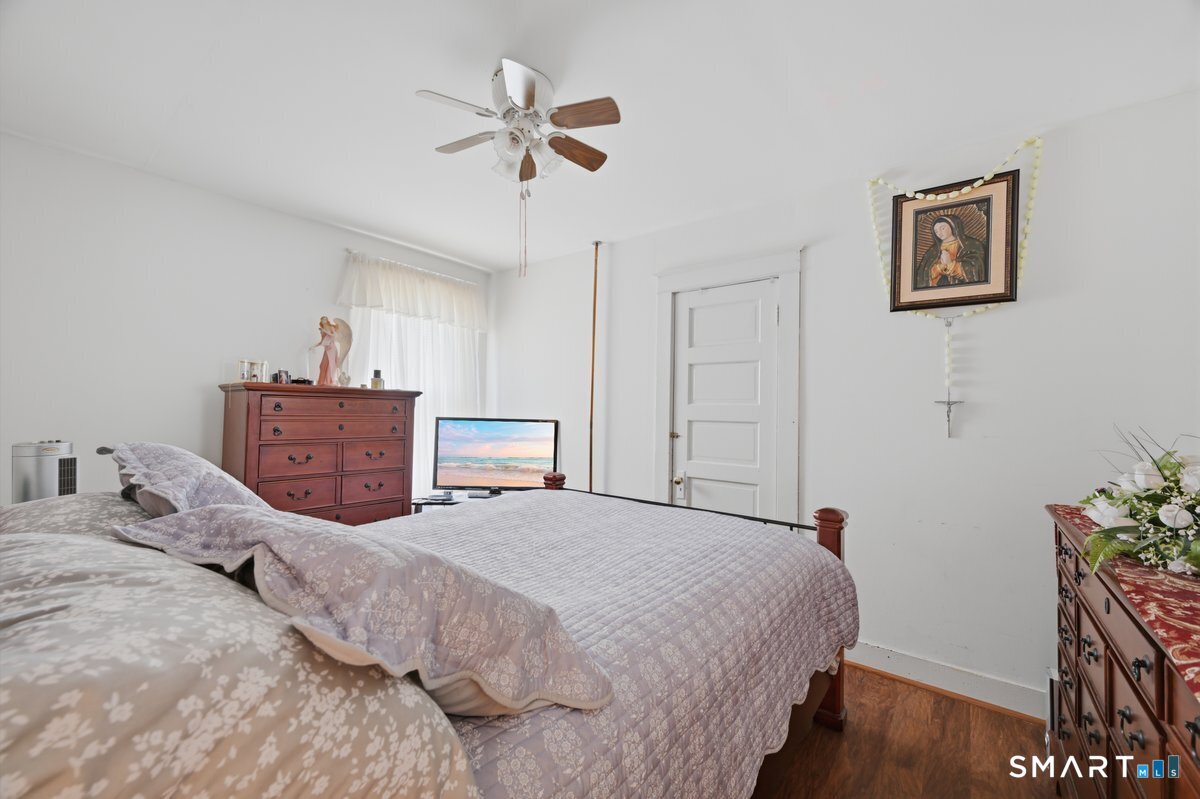 40 Convent Avenue Norwich CT 06360