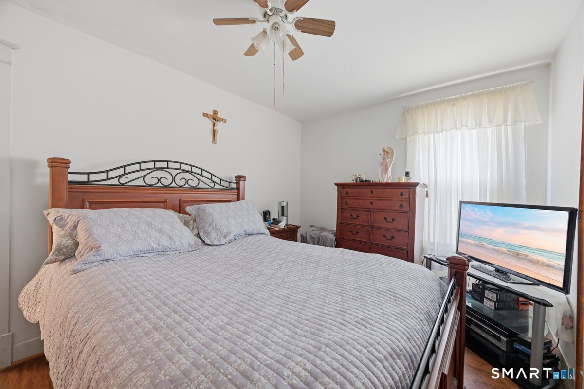 40 Convent Avenue Norwich CT 06360