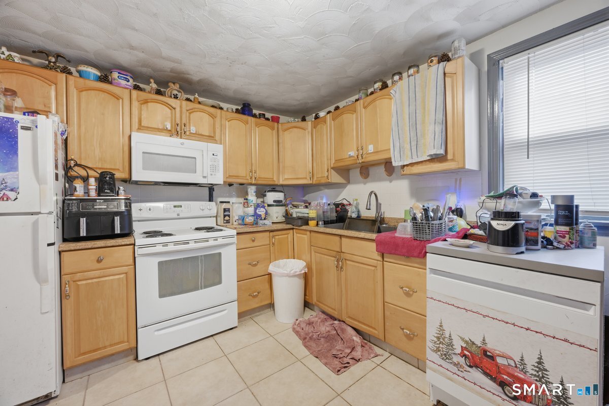 40 Convent Avenue Norwich CT 06360