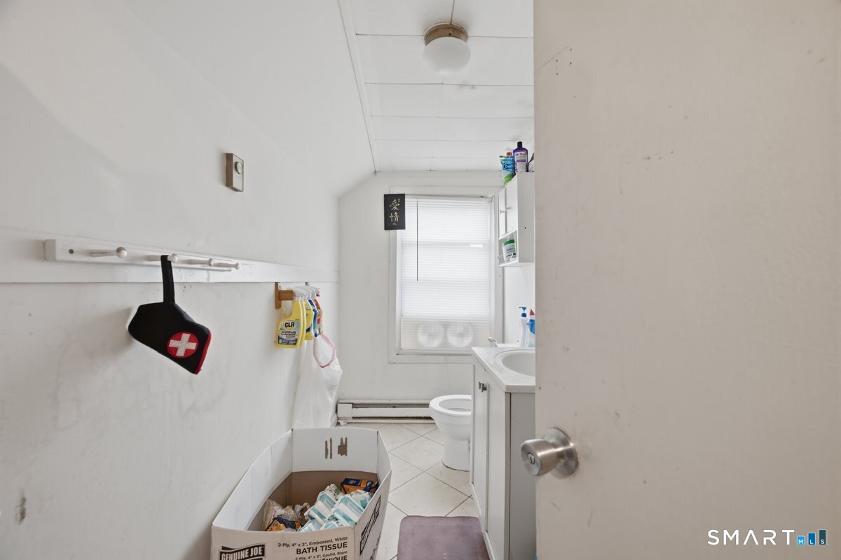 40 Convent Avenue Norwich CT 06360