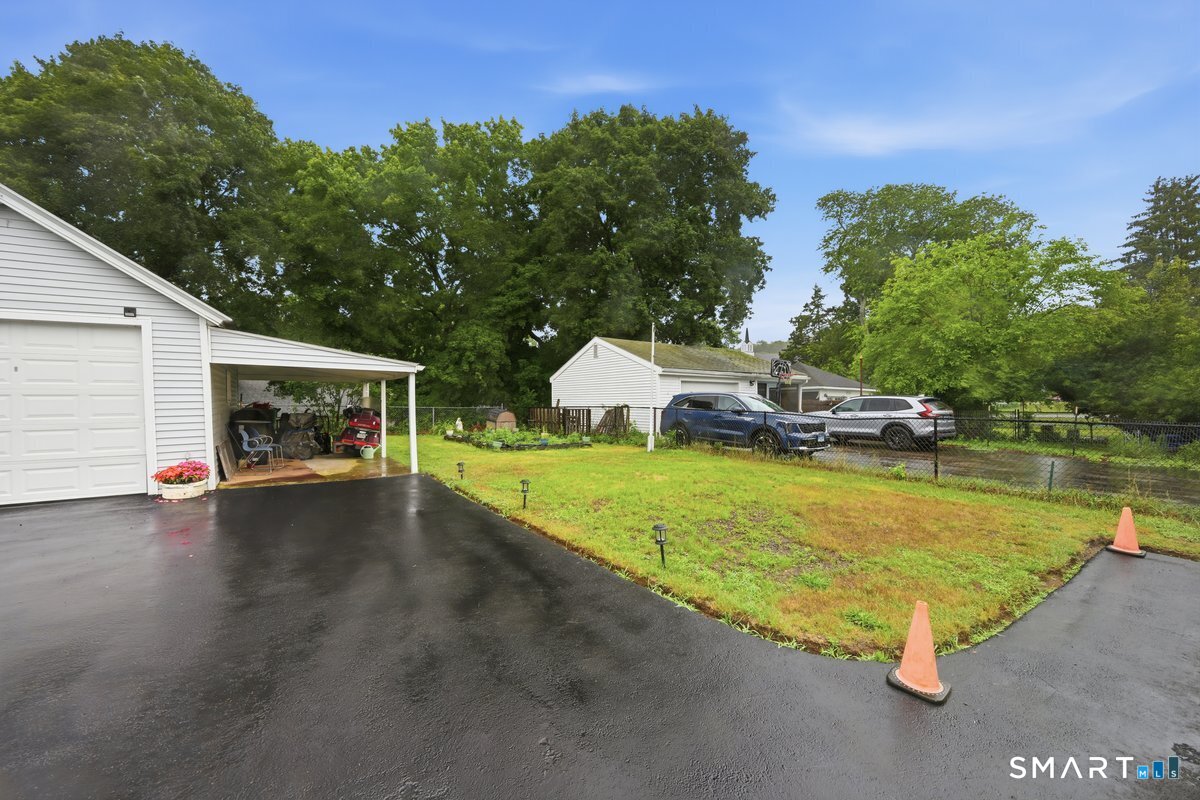 40 Convent Avenue Norwich CT 06360