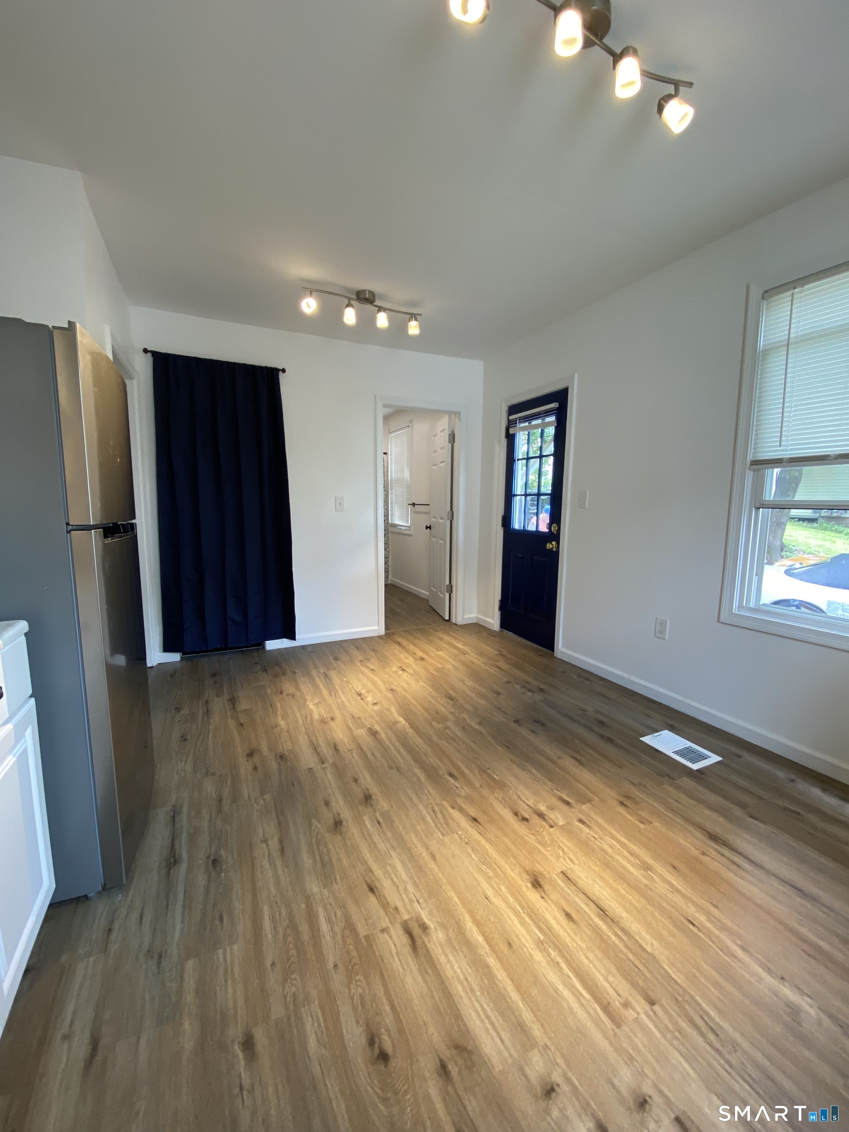 15 Lincoln Place Bristol CT 06010