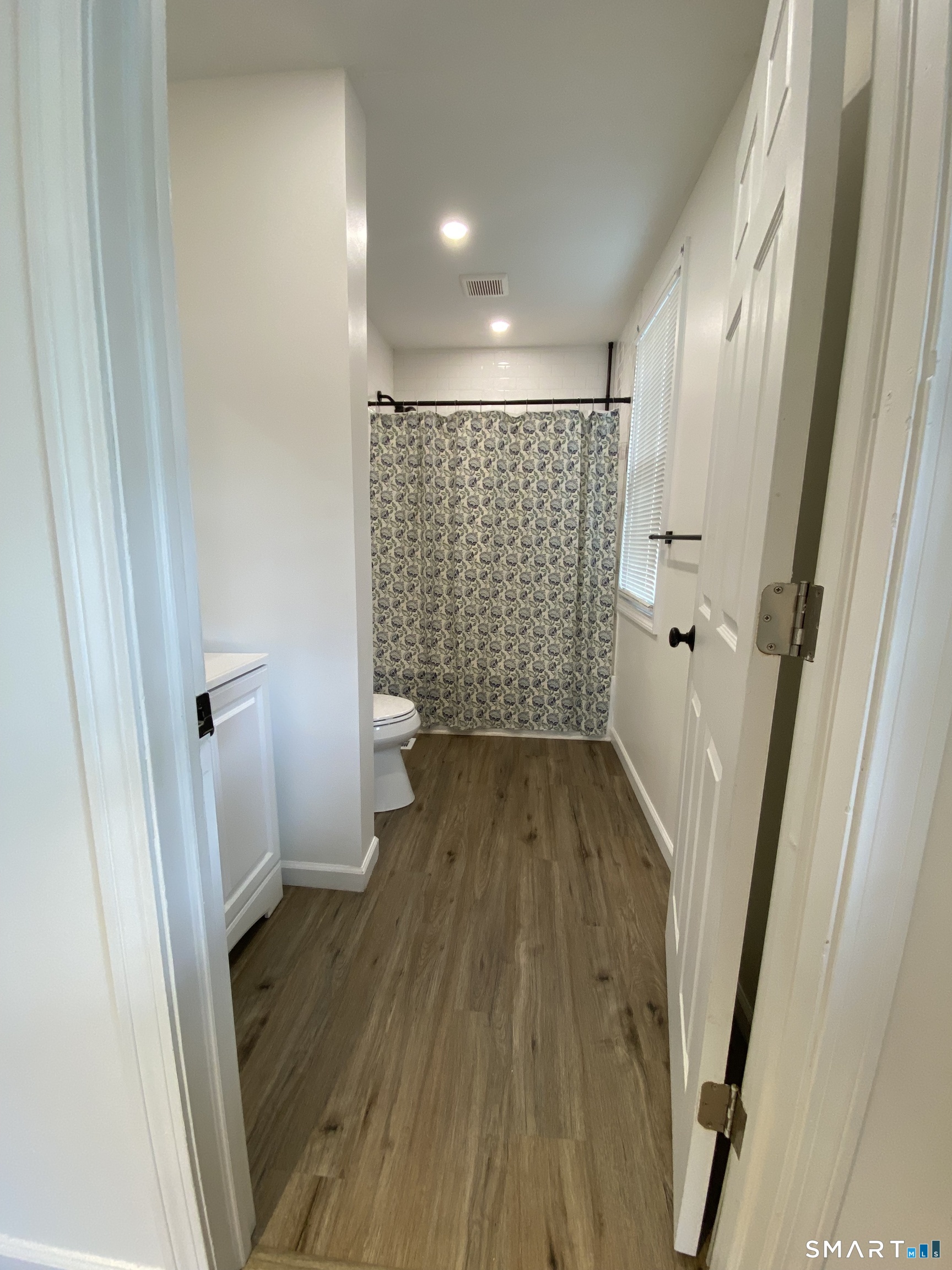 15 Lincoln Place Bristol CT 06010